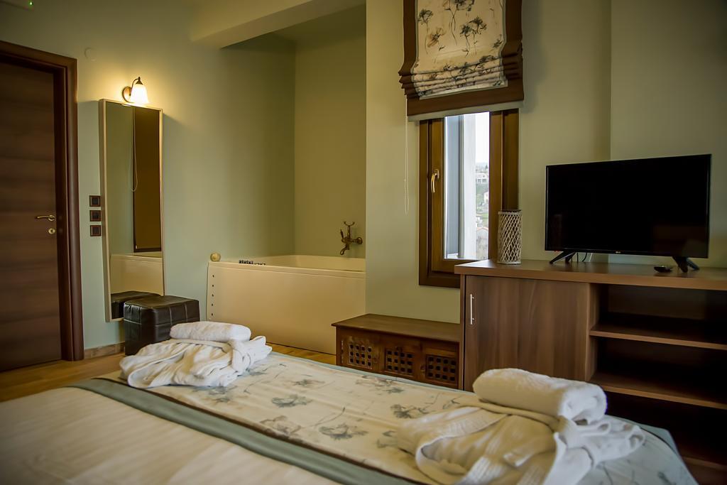 Pandion Luxury Boutique Hotel & Suites With Spa Neochori  Exteriör bild